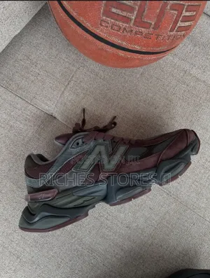 Exclusive Quality New Balance 9060 “Truffle Earth” Sneakers