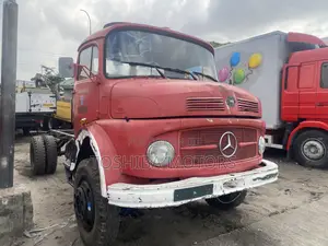 911 Truck Head Foreign Used With Auxiliary