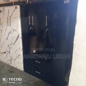 Modern Wardrobe With Three Doors