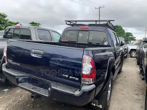 Toyota Tacoma 4dr Access Cab 6.1 ft. SB (2.7L 4cyl 5M) 2015 Blue
