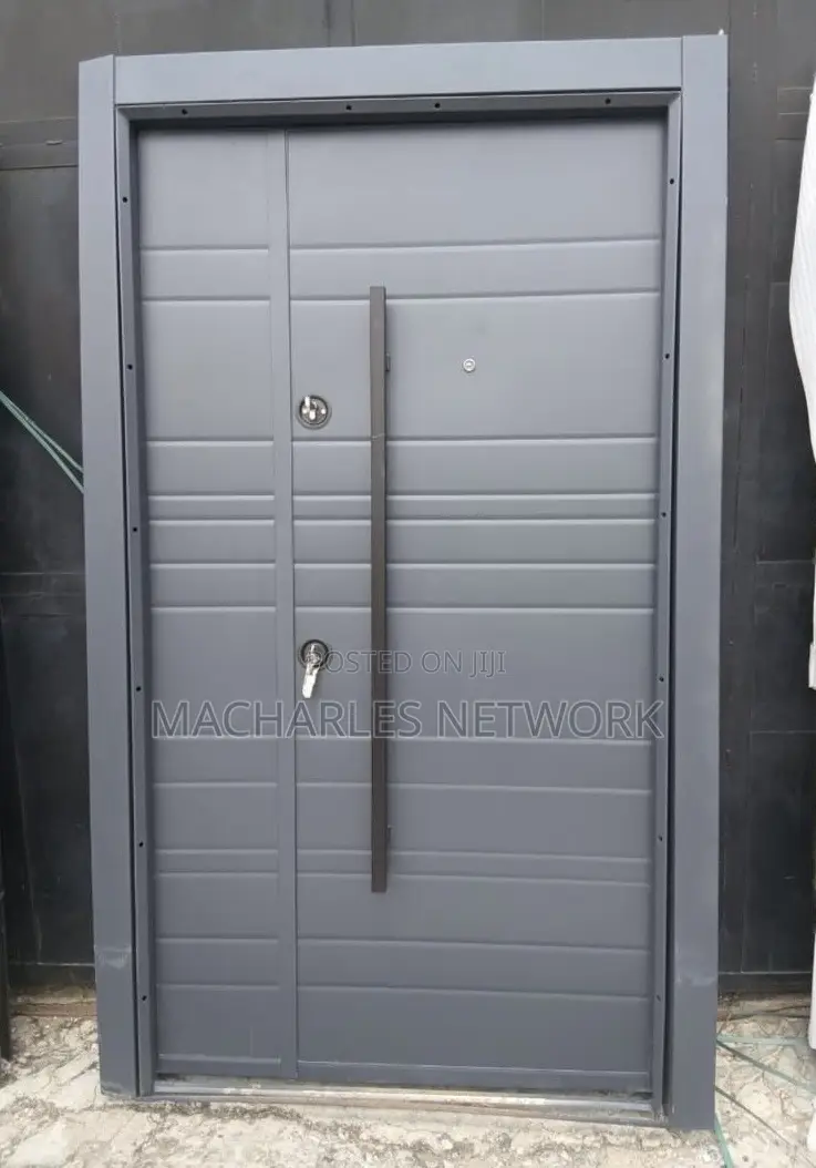 4ft by 7ft Turkey Door Gray (1018)