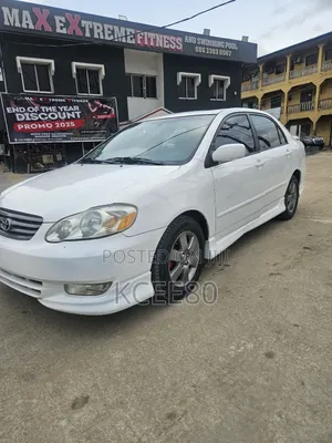 Toyota Corolla 2004 White