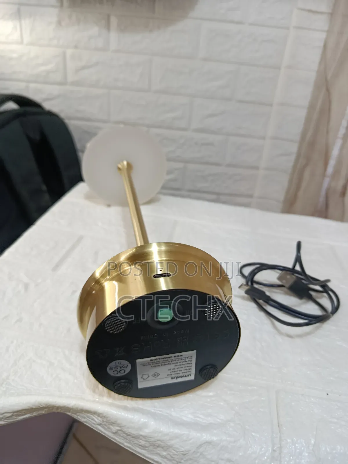 Led Cordless Rechargeable Table Lamp. Gold