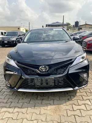 Toyota Camry 2018 Black