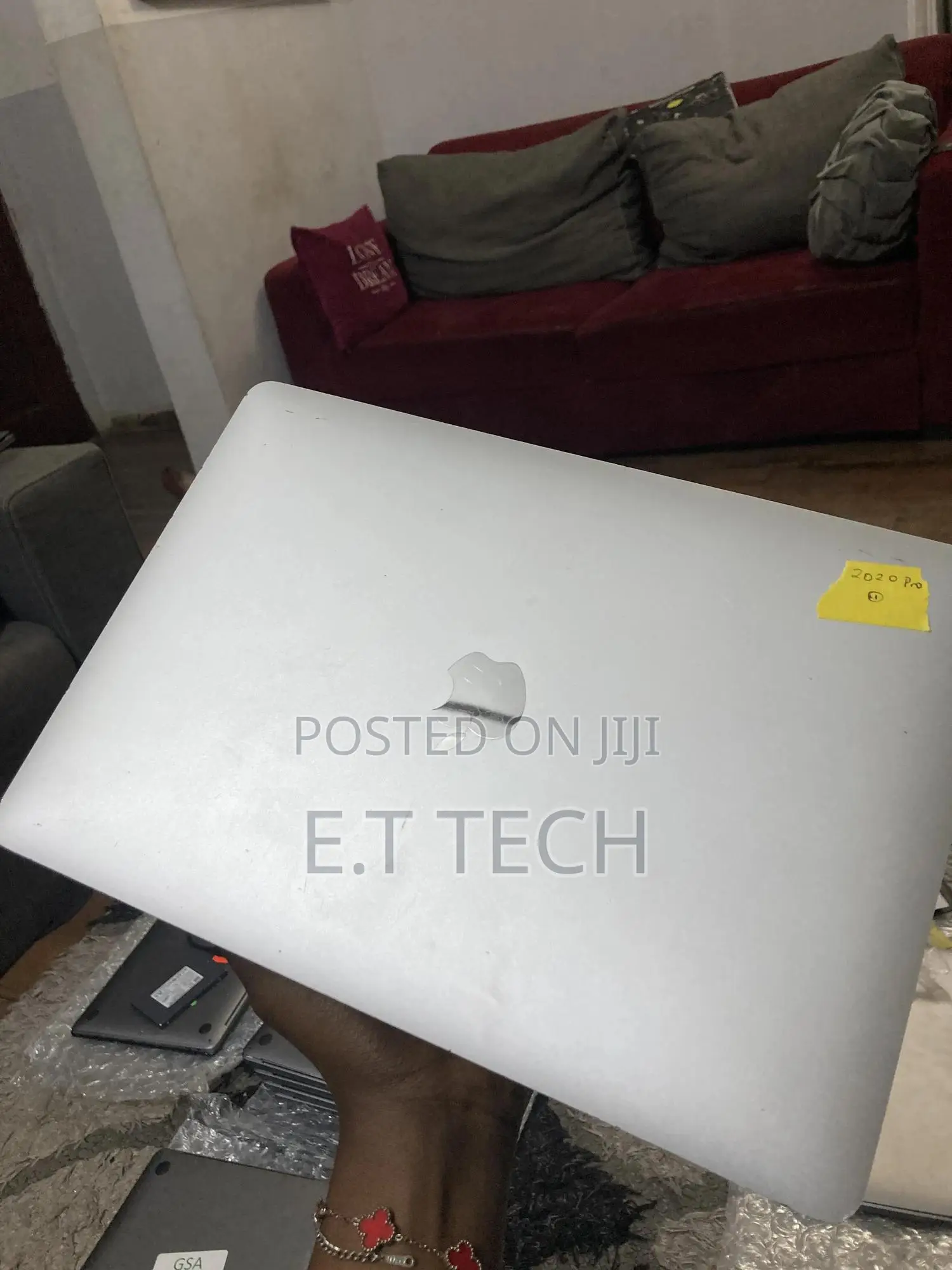 Macbook Pro 13” 2020 Screen A2251