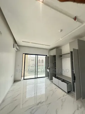 4bdrm House in Parkview Estate for sale
