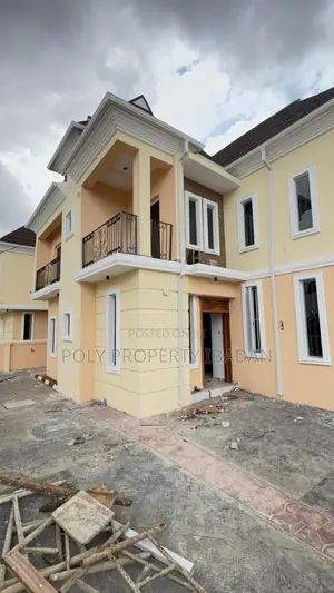 4bdrm Duplex in Carlton Gate Estate, Ibadan for rent