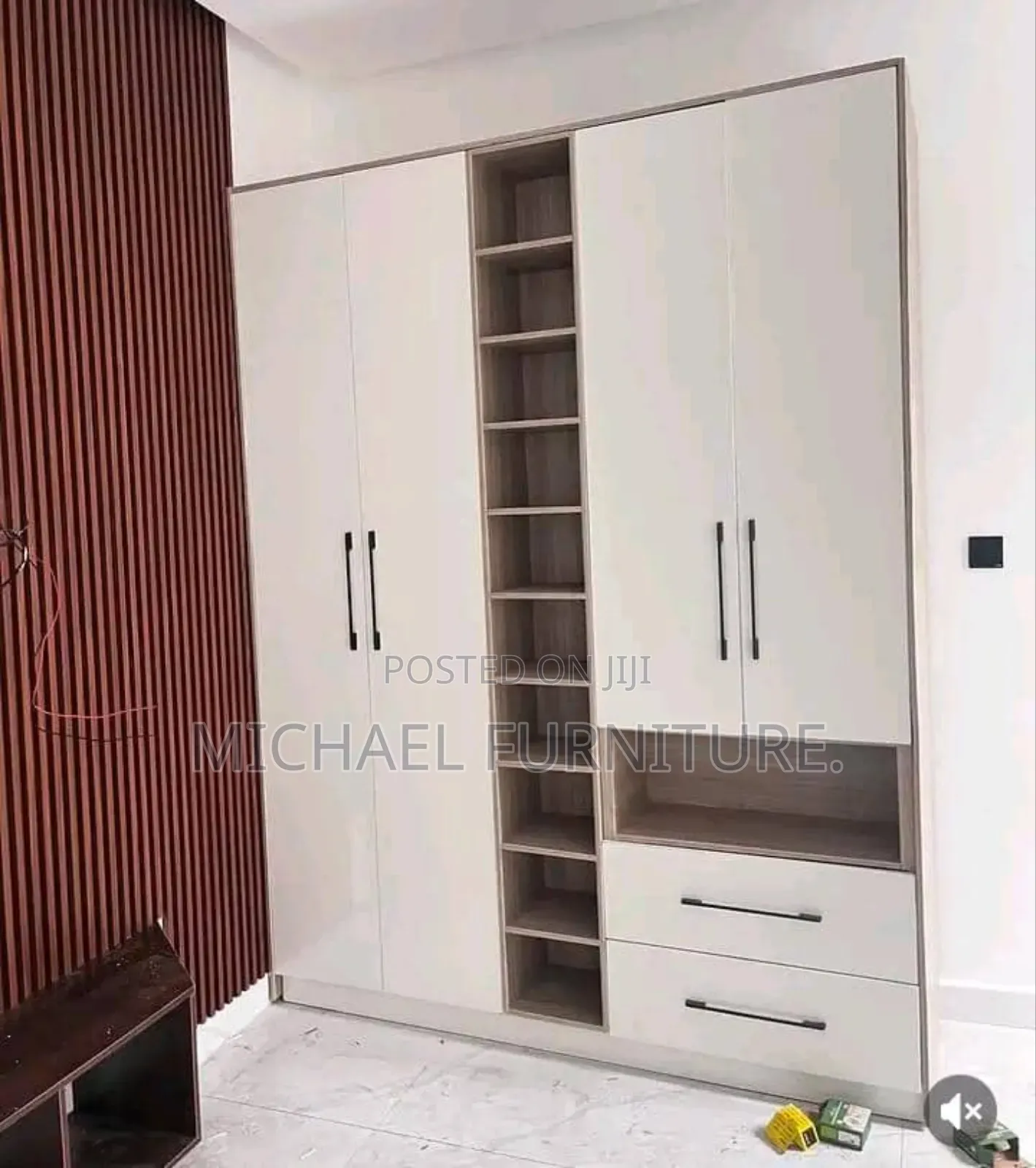 Spotless 5 by 7 Wardrobe