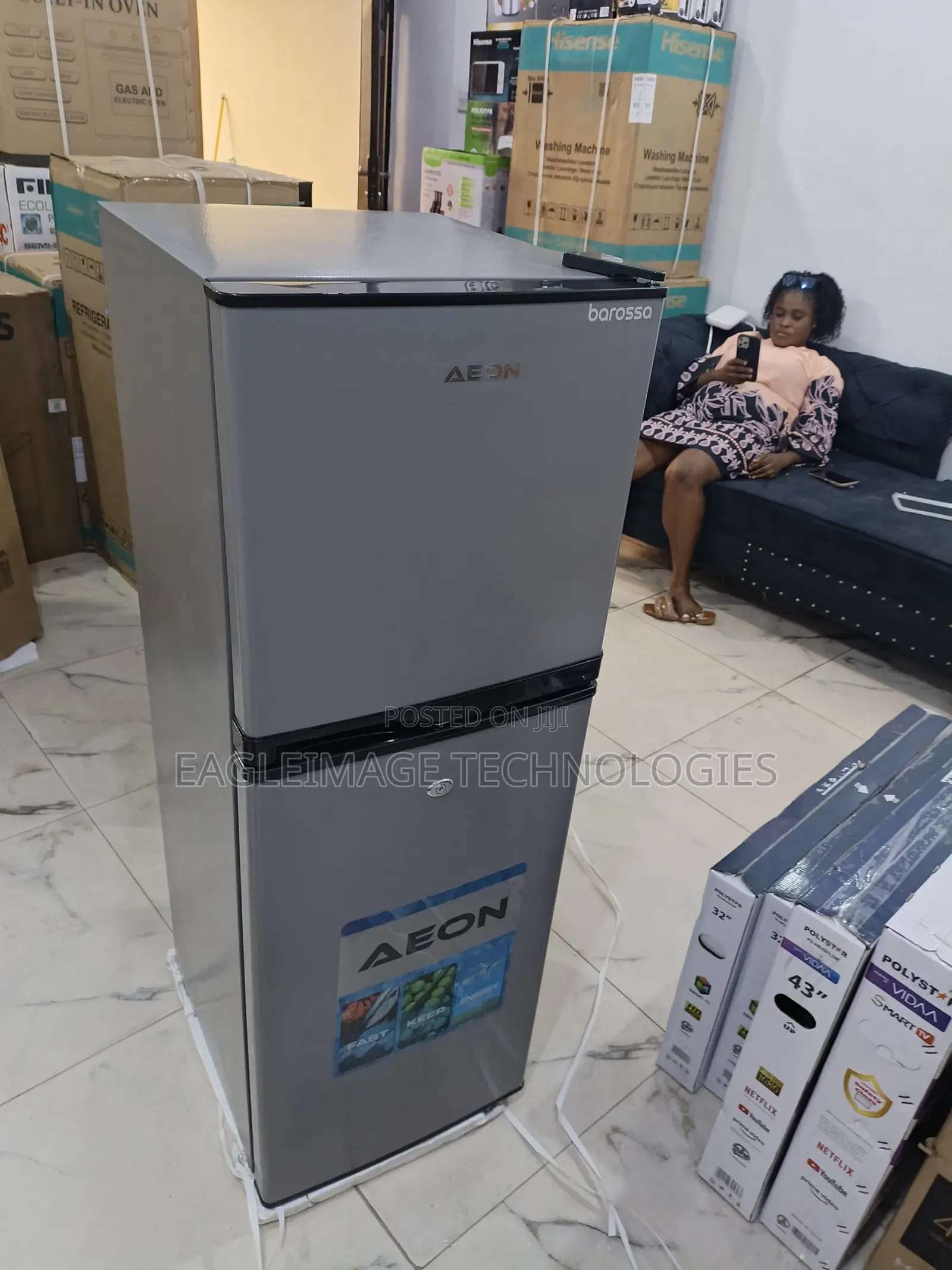 Convenient Sized Aeon 138l Double Door Refrigerator