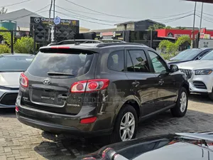Hyundai Santa Fe Limited 2011 Brown