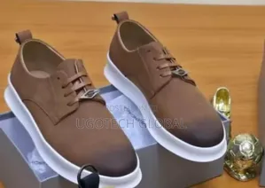 Quality Flat Laceup