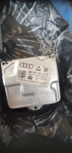 Headlights Charger Audi Q7 2018