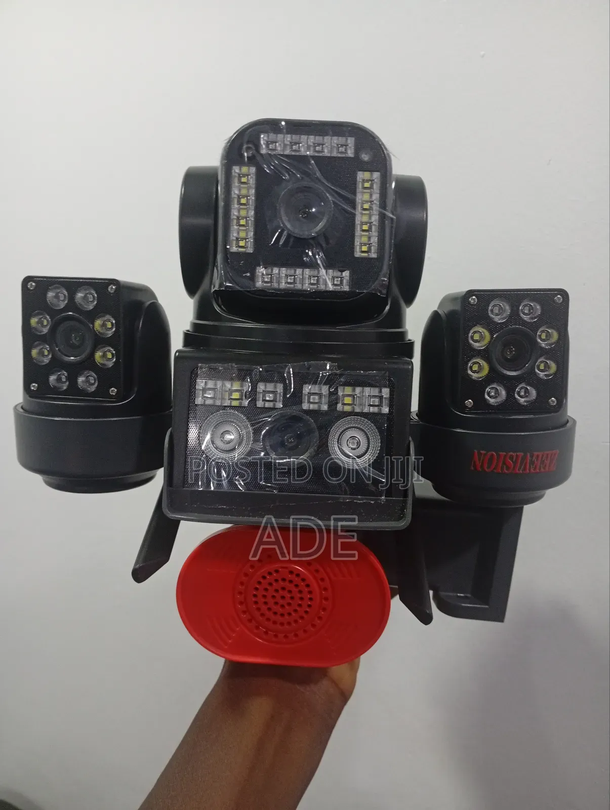 4 Lens Smart Ai Solar CCTV Camera V560