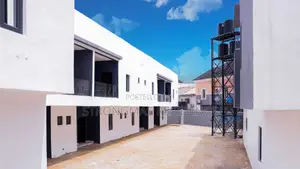 4bdrm Townhouse/Terrace in Ikota Gra for Sale