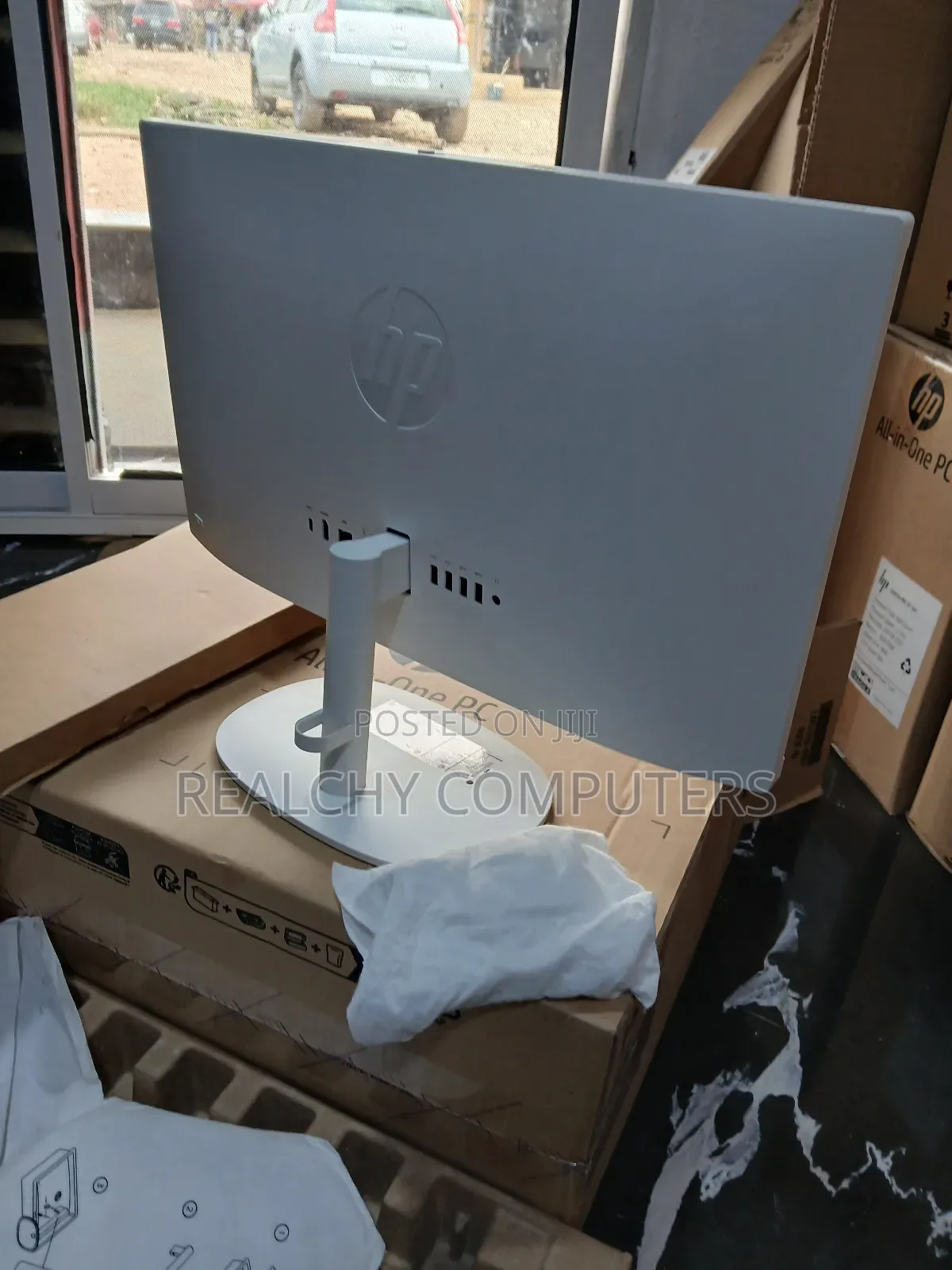 New Desktop Computer HP AiO 24 8GB Intel Core I5 SSD 256GB