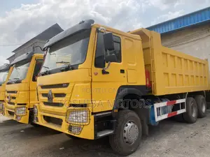10 Tyres Full Option With Auxiliary