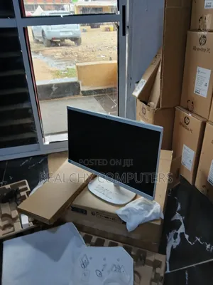 New Desktop Computer HP AiO 24 8GB Intel Core I5 SSD 256GB