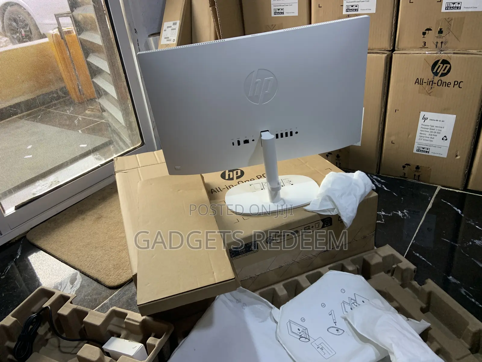 New HP ProOne 240 G10 All-in-One 8GB Intel Core I3 SSD 512GB