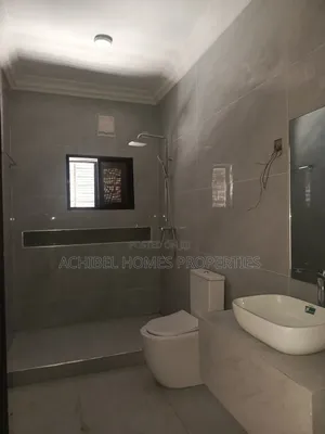 3bdrm Apartment in Off Admiralty Way, Lekki Phase 1 for rent