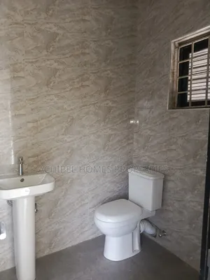3bdrm Apartment in Off Admiralty Way, Lekki Phase 1 for rent
