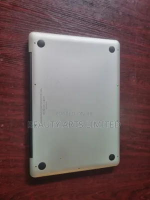 Laptop Apple MacBook 2011 4GB Intel Core i5 HDD 320GB