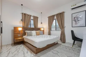 A Luxurious 2/3bedroom Apartment With Swimmingpool