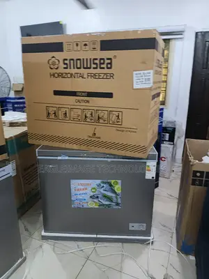 New Snowsea Bd-308 Chest Freezer 200l + Free Delivery