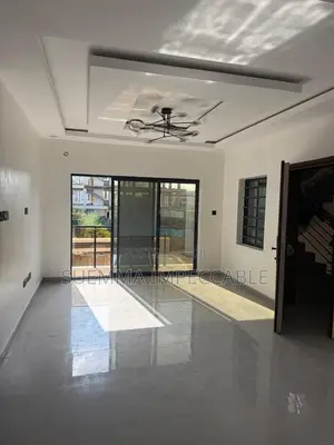 2bdrm Block of Flats in Lekki Phase 1 for rent
