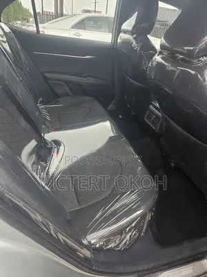 Toyota Camry 2024 Silver