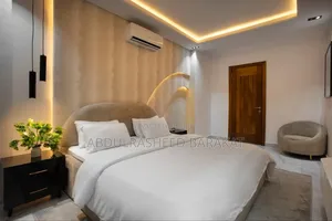 Luxury 2bdrm Maisonette With Bathtub, Swimmingpool and Ps5