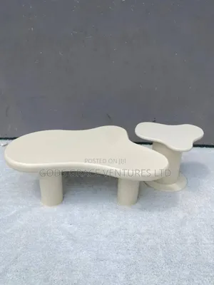 Luxury Home Décor Crescent Moon Table and Stool