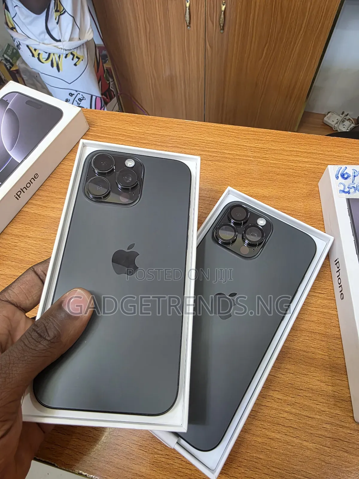 Apple iPhone 16 Pro Max 256 GB Gray