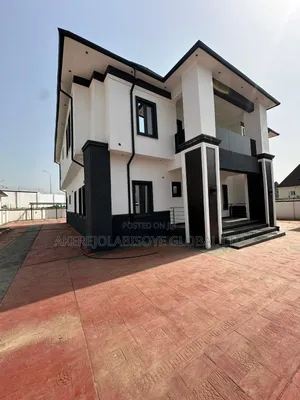 5bdrm Duplex in Gwarinpa Extension for sale