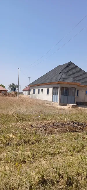 Super Location 6 Plots of Land for Sale at Kwang Jos South