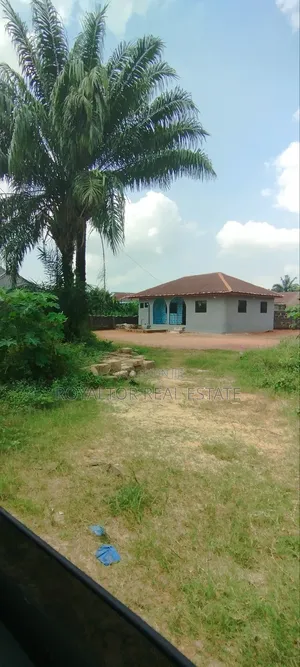 3bdrm Bungalow in Royaltor Real Estate, Benin City for sale