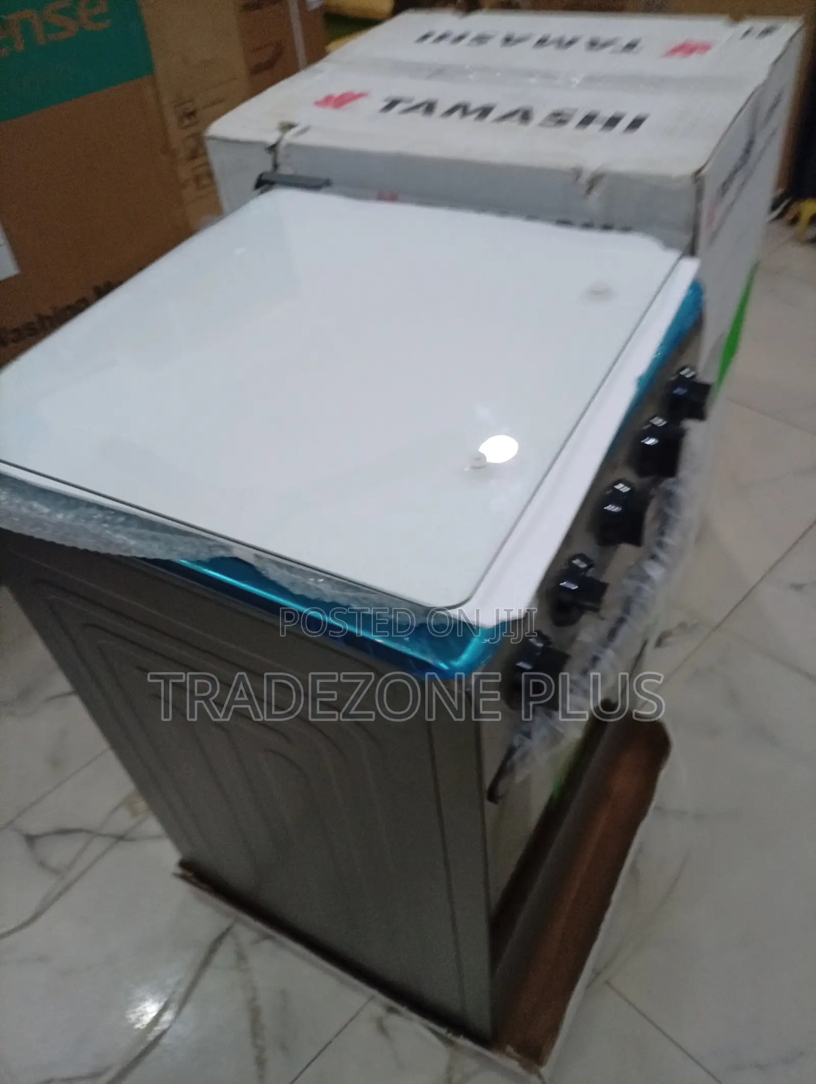 Efficient Tamashi Dual-Flame Gas Cooker.