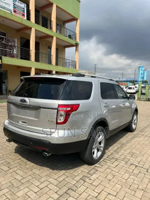 Ford Explorer Limited 4dr 4x4 (3.5L 6cyl 6A) 2013 Silver