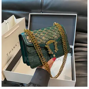 Party Chain Bag