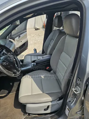 Mercedes-Benz C300 Sport Sedan RWD (3.0L 6cyl 6M) 2008 Gray