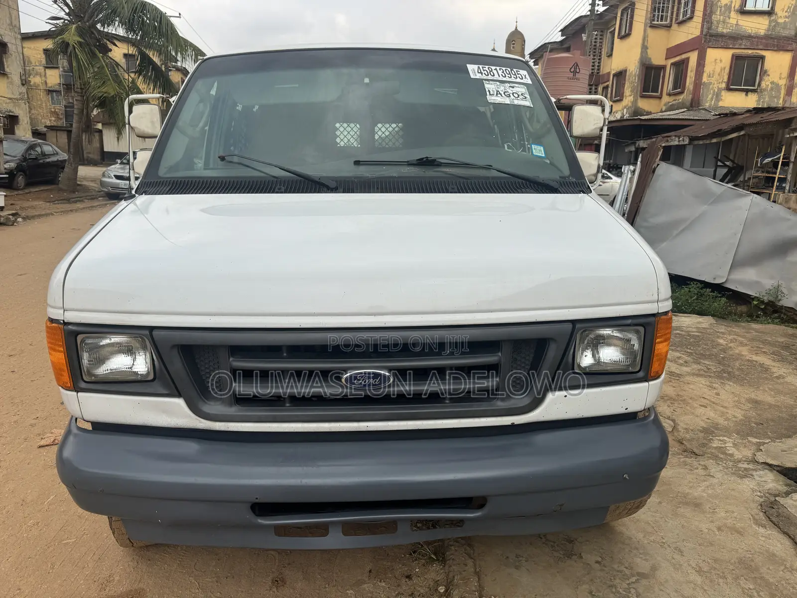 Ford E350 2006 White