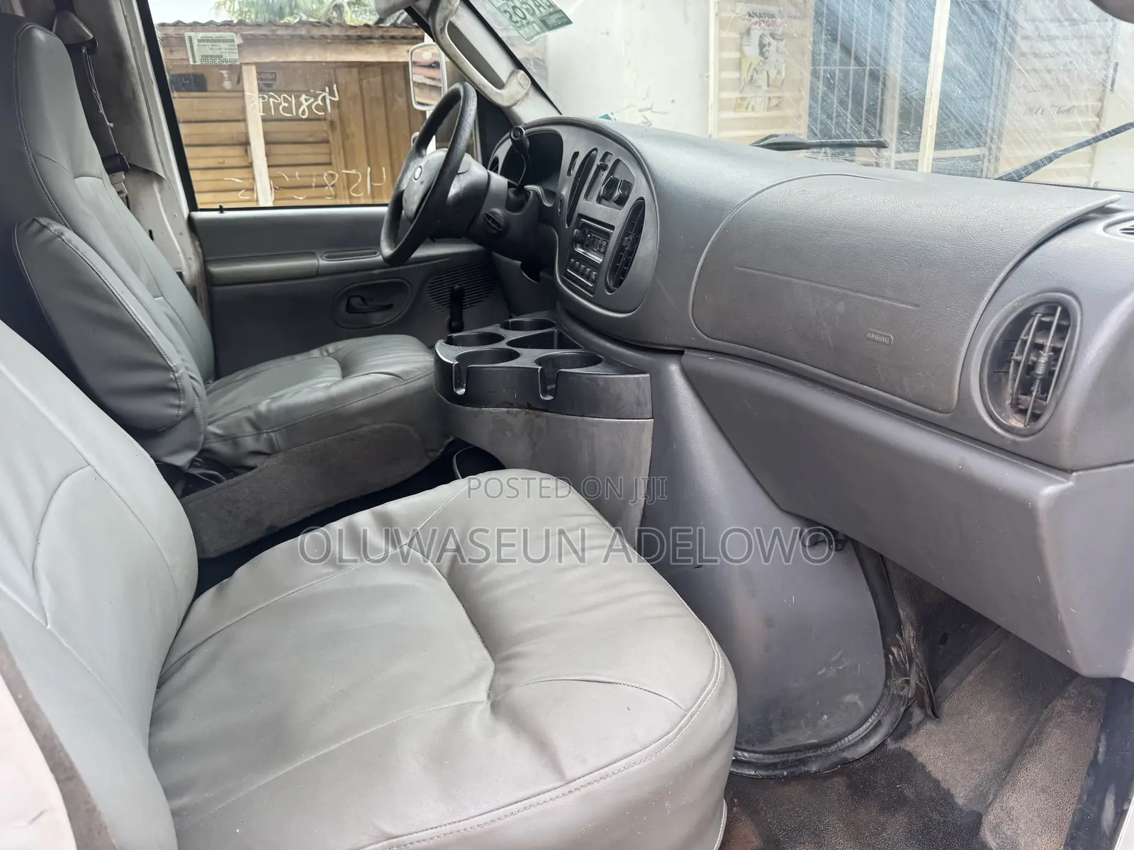 Ford E350 2006 White