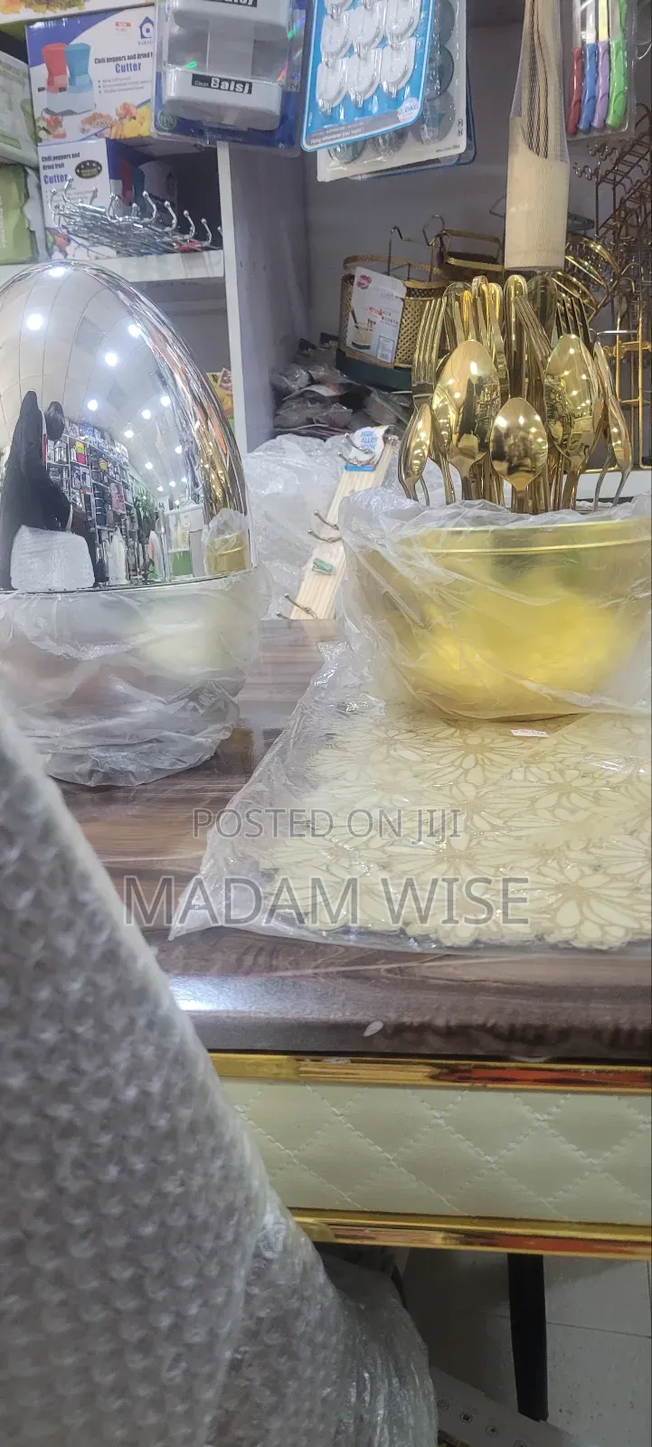 Cutlery Container