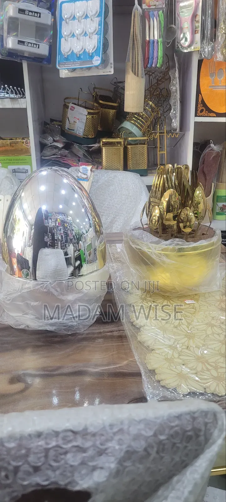 Cutlery Container