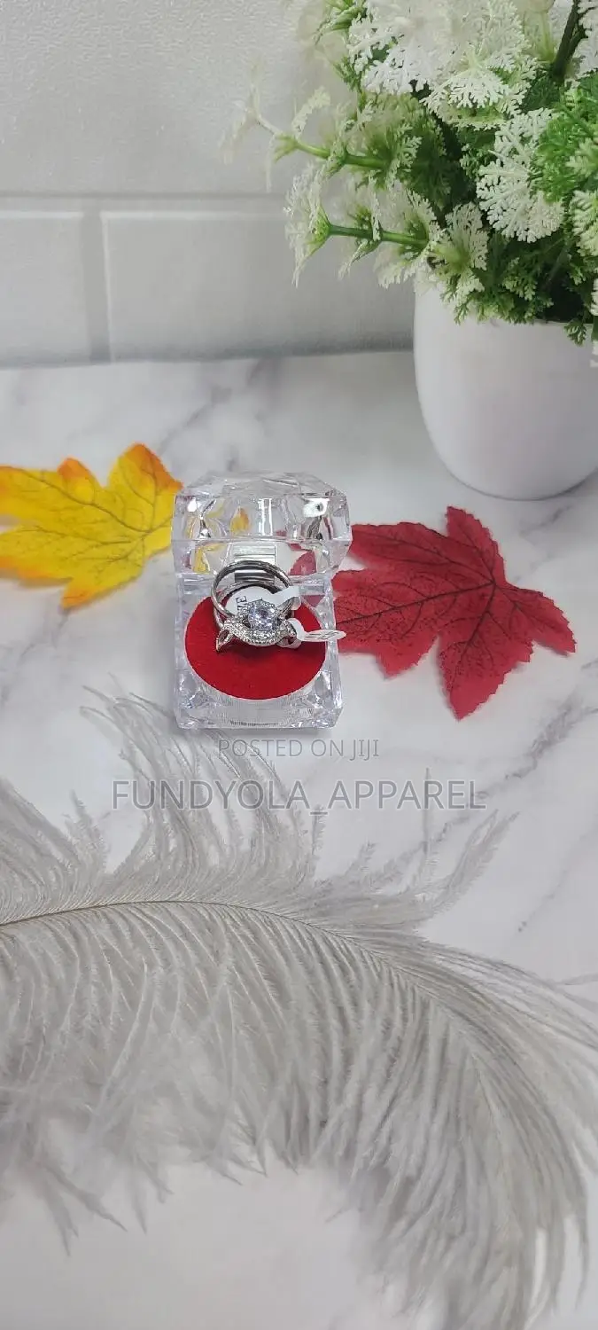 Non Tarnishing Silver Wedding Ring Set