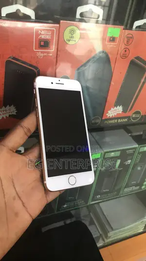 Apple iPhone 7 32 GB Gold