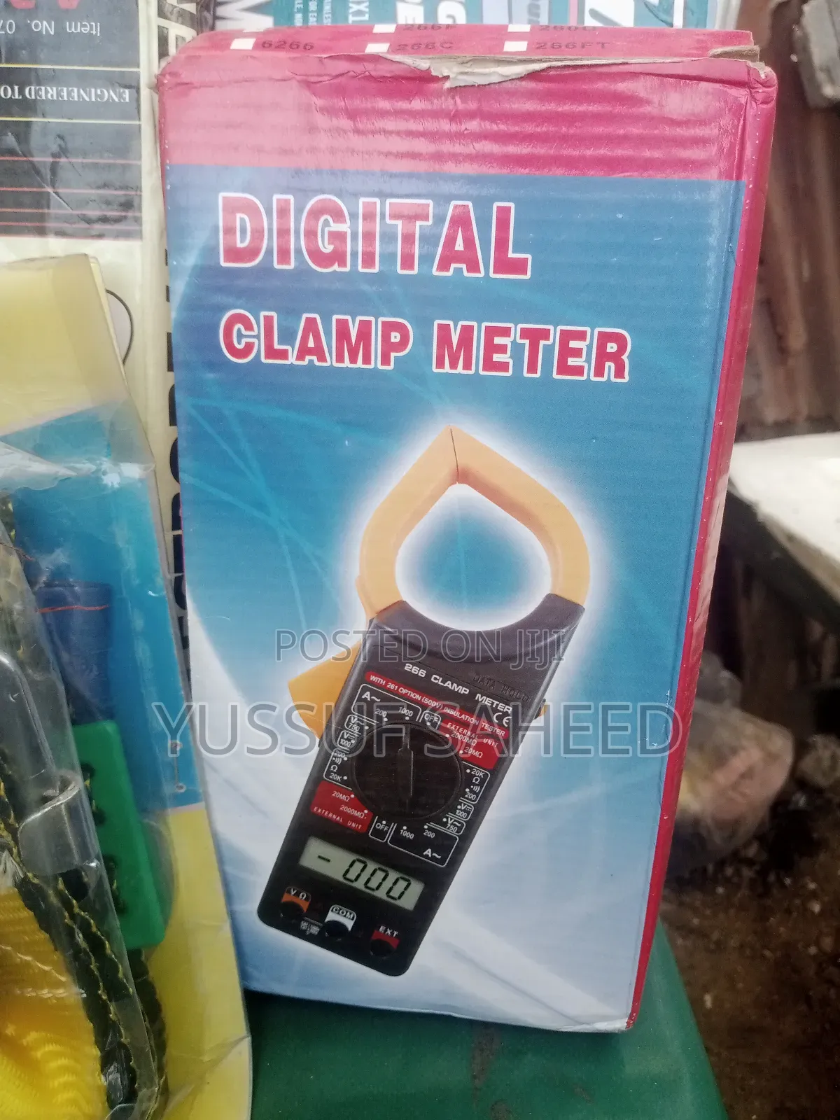 Digital Clamp Meter