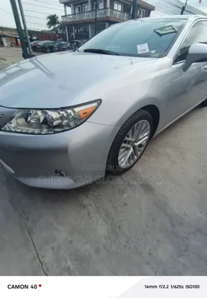 Lexus ES 2014 Silver