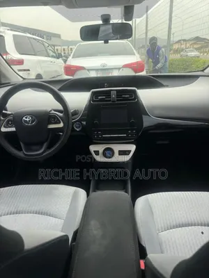 Toyota Prius 2015