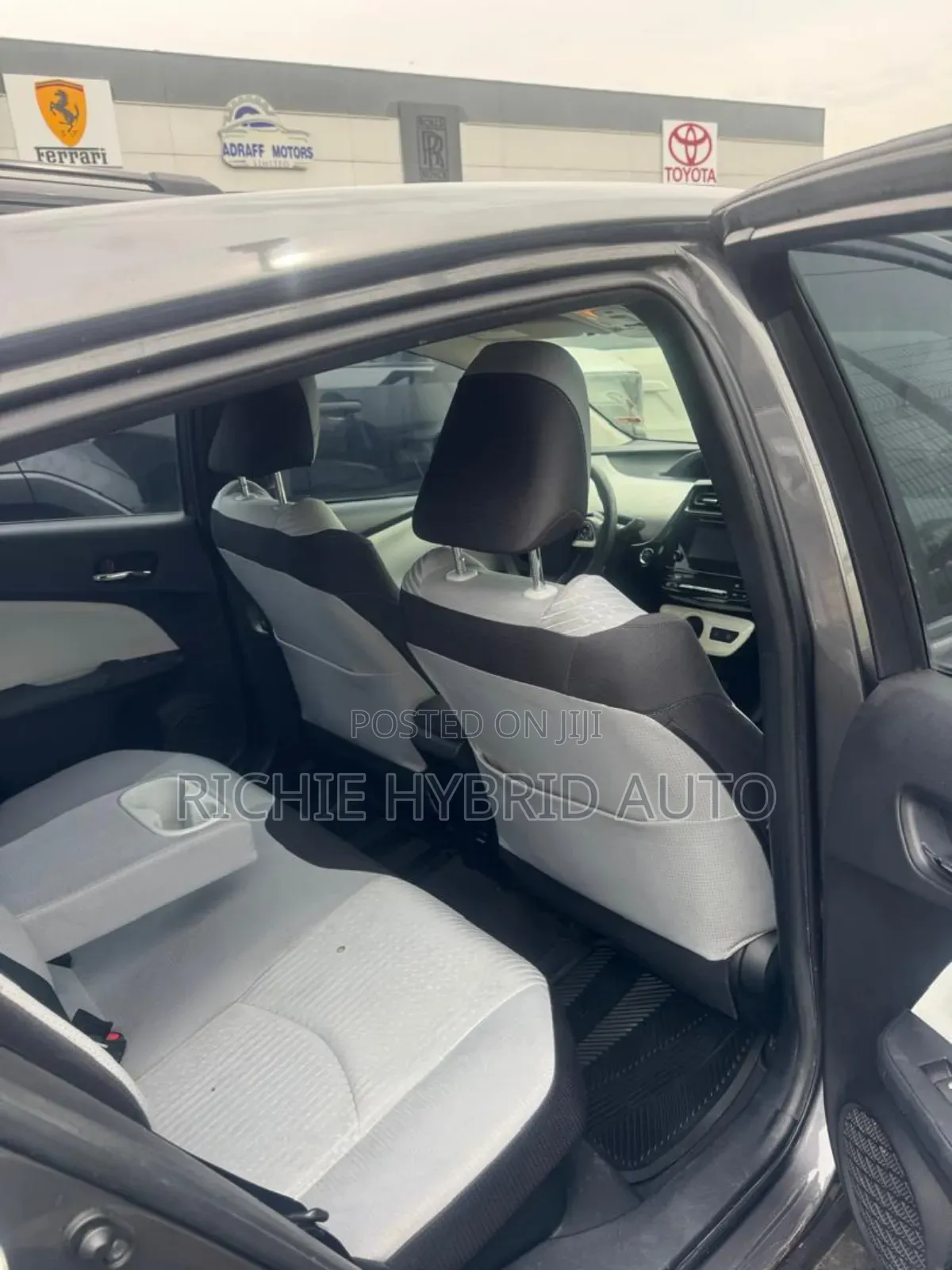 Toyota Prius 2015