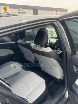 Toyota Prius 2015